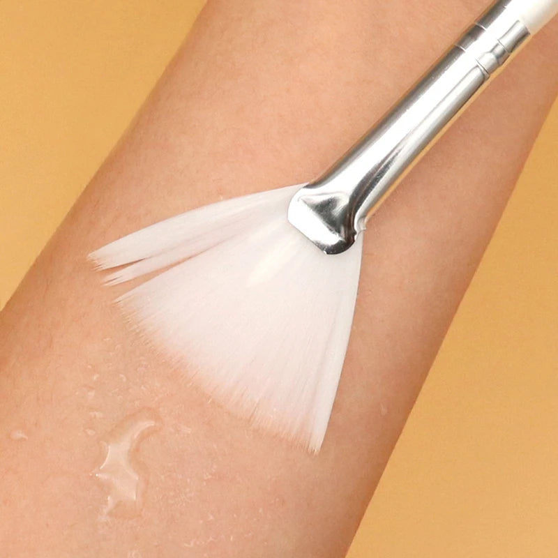 Fächerförmiger Foundation- und Gesichtsmaskenpinsel – Multifunktionaler Make-up- und Ätherische-Öle-Schönheitspinsel für Damen (10 / 20 / 50 Stück)