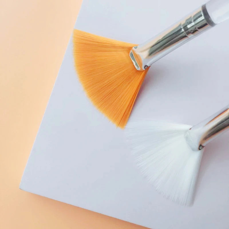 Fächerförmiger Foundation- und Gesichtsmaskenpinsel – Multifunktionaler Make-up- und Ätherische-Öle-Schönheitspinsel für Damen (10 / 20 / 50 Stück)
