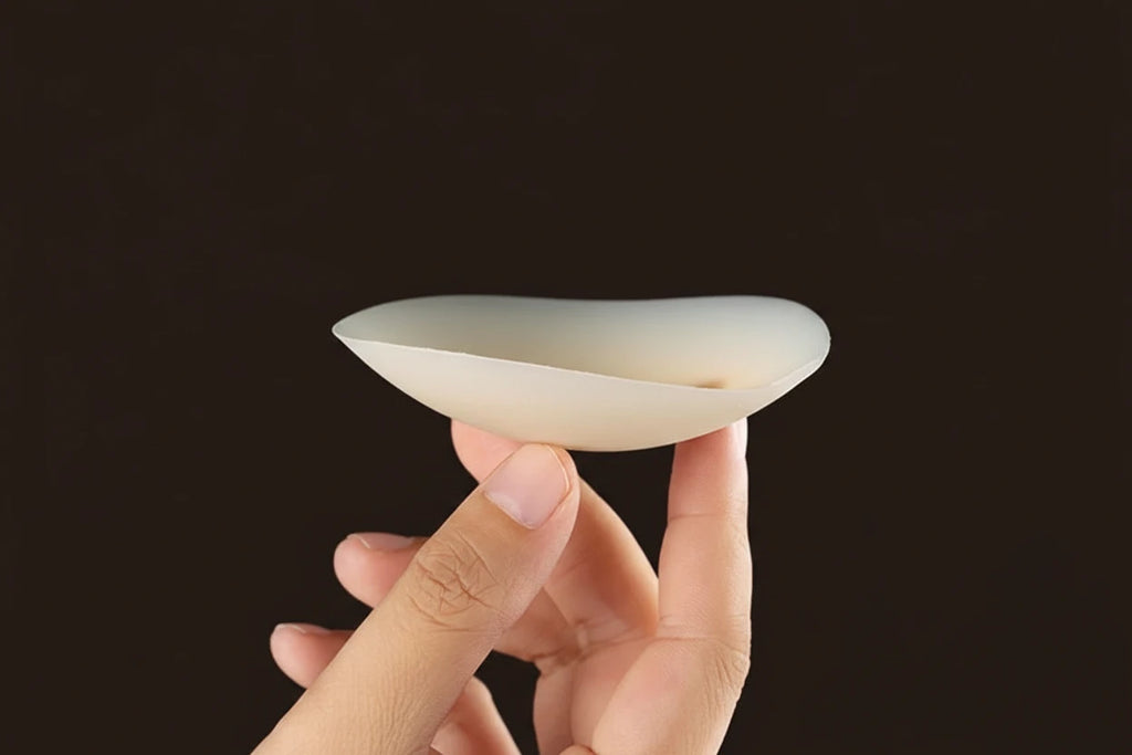 1 Pair Reusable Glue Free Bust Patch Cover Self-adhesive Thin Silicone Chest Patch Breast Petals Stickers